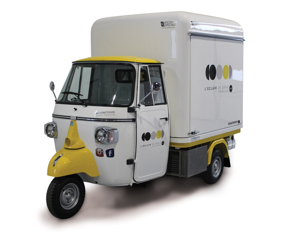 Mobile Pastry Shop Ape Piaggio V Curve Product Eclairs