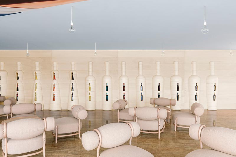 l'astemia pentita ospita evento Color R-Evolution tra vino e design a barolo