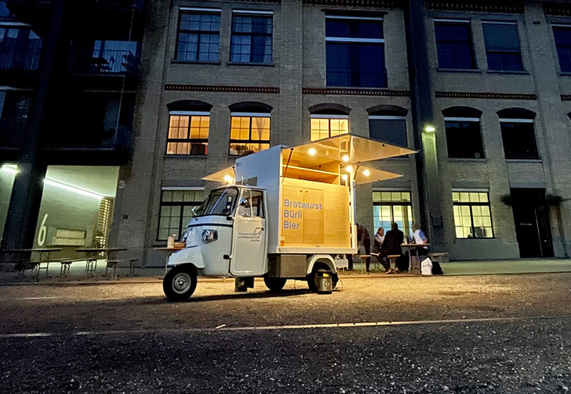 piaggio ape beer van alehouse for B-3 business events