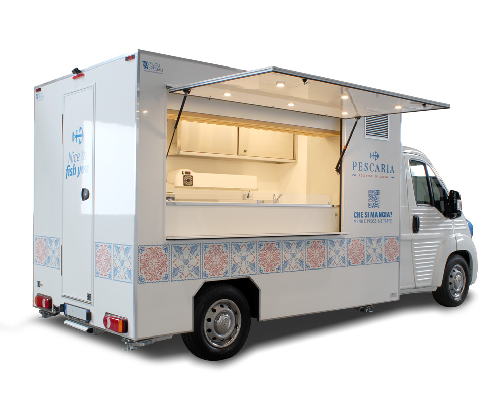 fast food truck per cucinare panini di pesce gourmet acquistato da Pescaria